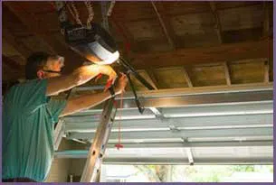 Community Garage Door Service South Houston, TX 713-987-3932 Community Garage Door Service South Houston, TX 713-987-3932 - 6-content-door-repair